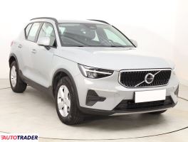 Volvo XC40 2025 2.0 160 KM