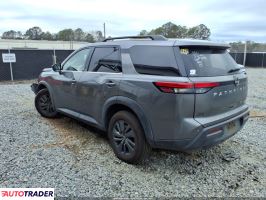 Nissan Pathfinder 2022 3
