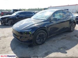 Tesla Model Y 2026