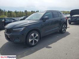 Volvo XC40 2023 2