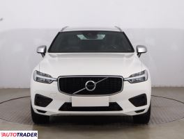 Volvo XC60 2019 2.0 187 KM