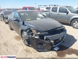 Nissan Altima - zobacz ofertę