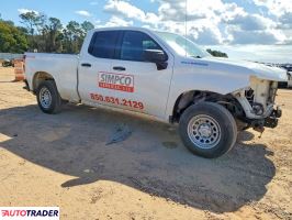 Chevrolet Silverado 2021 4