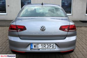 Volkswagen Passat 2020 2.0 150 KM