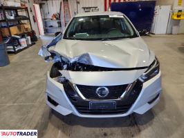 Nissan Versa 2020 1