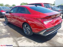 Hyundai Elantra 2025 1