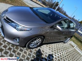 Toyota Auris 2013 1.3 99 KM