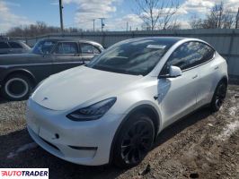 Tesla Model Y 2022 Tesla Model Y 2022