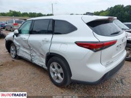 Toyota Highlander 2022 3