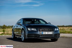 Audi Pozostałe 2013 4.0 520 KM