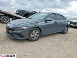 Hyundai Elantra 2025 2