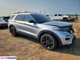 Ford Explorer 2021 3