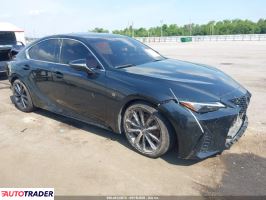Lexus IS 2024 3