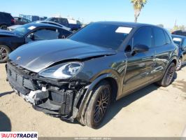 Porsche Cayenne 2021 3