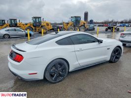 Ford Mustang 2021 5