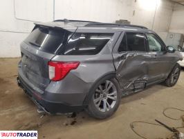 Ford Explorer 2021 2