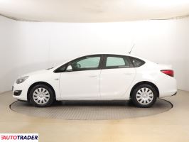 Opel Astra 2018 1.4 138 KM