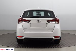 Toyota Auris 2016 1.4 88 KM