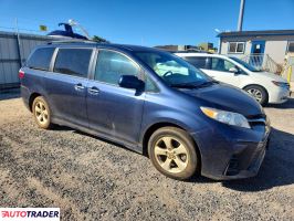 Toyota Sienna 2020 3