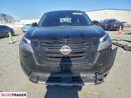 Nissan Pathfinder 2024 3