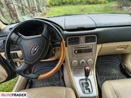 Subaru Forester 2006 2.5 165 KM