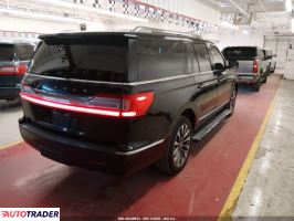 Lincoln Navigator 2021 3