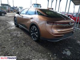 Toyota Crown 2025 2