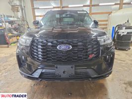 Ford Explorer 2025 3