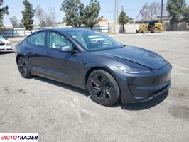 Tesla Model 3 2025