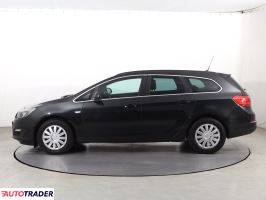 Opel Astra 2015 1.6 108 KM