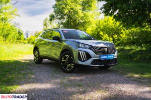 Peugeot 2008 2023 1.2 99 KM
