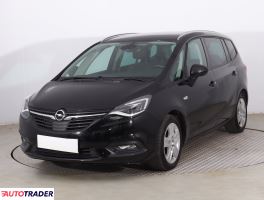 Opel Zafira 2017 1.4 138 KM