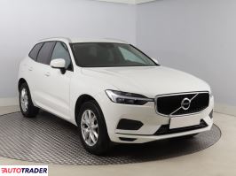 Volvo XC60 2021 2.0 194 KM