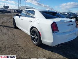 Chrysler 300C 2023 3