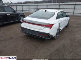 Hyundai Elantra 2025 1