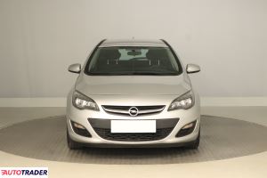 Opel Astra 2015 1.6 108 KM