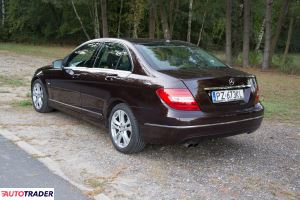 Mercedes C-klasa 2011 2.1 138 KM