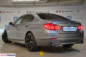 BMW 550 2012 4.4 407 KM