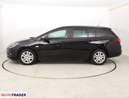 Opel Astra 2018 1.6 134 KM