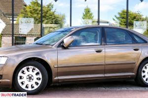 Audi A8 2004 3.7 280 KM