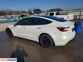 Tesla Model 3 2024