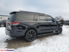 Lincoln Navigator 2022 3