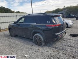 Nissan Pathfinder 2022 3