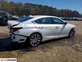Lexus ES 2021 3