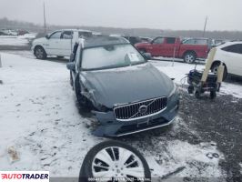 Volvo XC60 2022 2