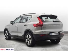 Volvo XC40 2022 1.5 180 KM