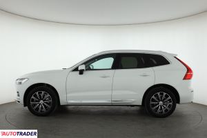 Volvo XC60 2019 2.0 246 KM