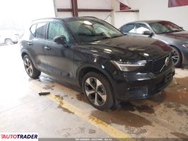 Volvo XC40 - zobacz ofertę