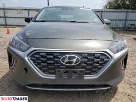 Hyundai IONIQ Hybrid 2021 1