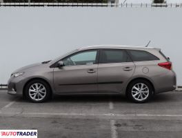 Toyota Auris 2013 1.6 130 KM